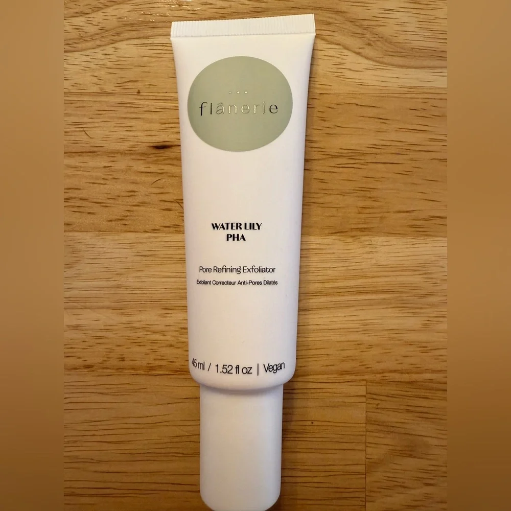 ❤️3/$25 FLANERIE Water Lily PHA Pore Refining Exfoliator